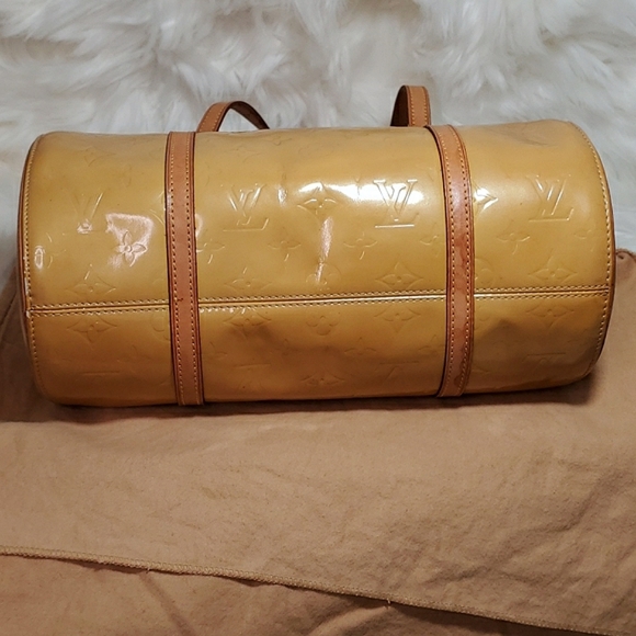 Authentic Louis Vuitton Papillon Vernis - Picture 4 of 16